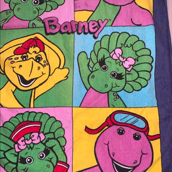 Vintage 1994 Barney & Friends Beach/Bath Towel - Picture 9 of 10